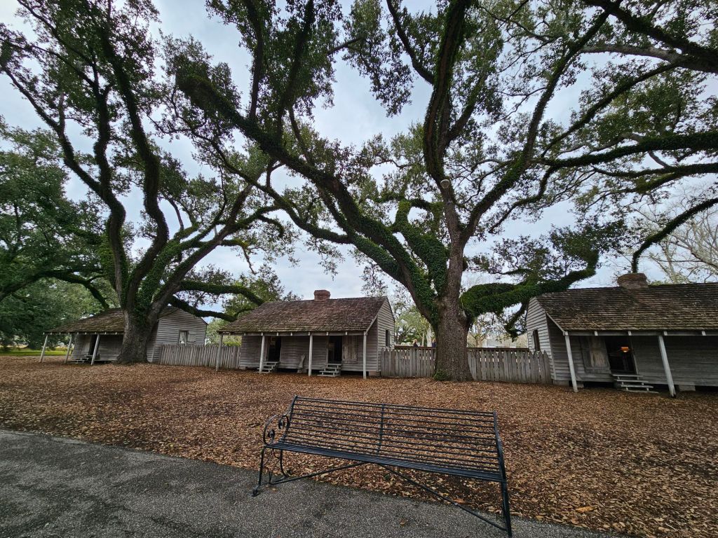 Slave houses of Oak Alley Plantation