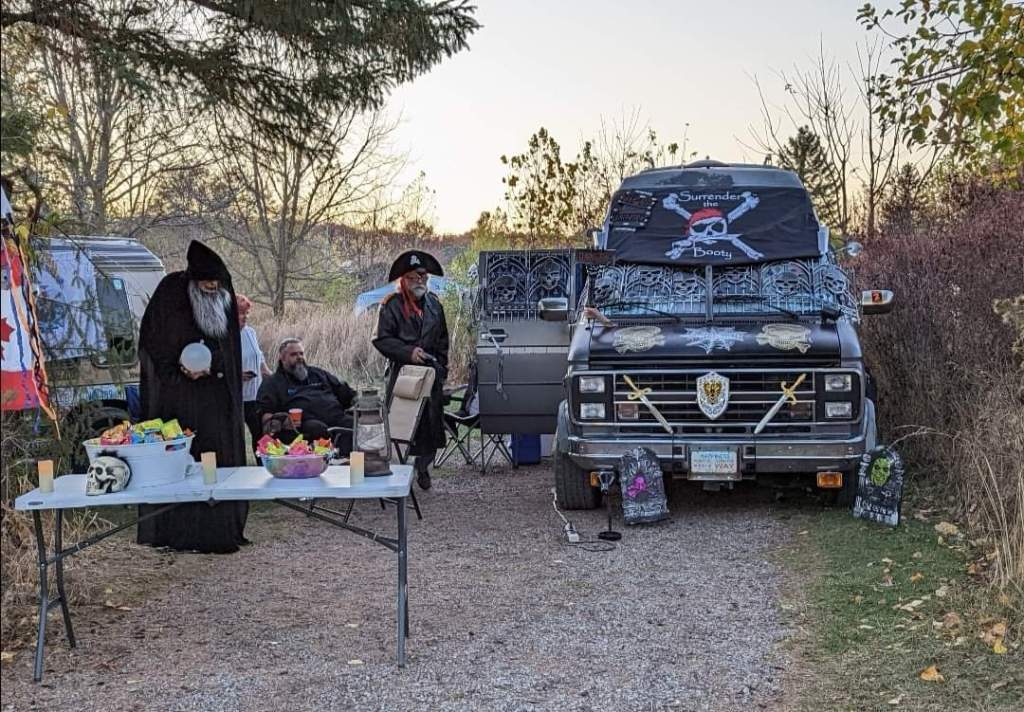 Vanner's dressing up for Halloween